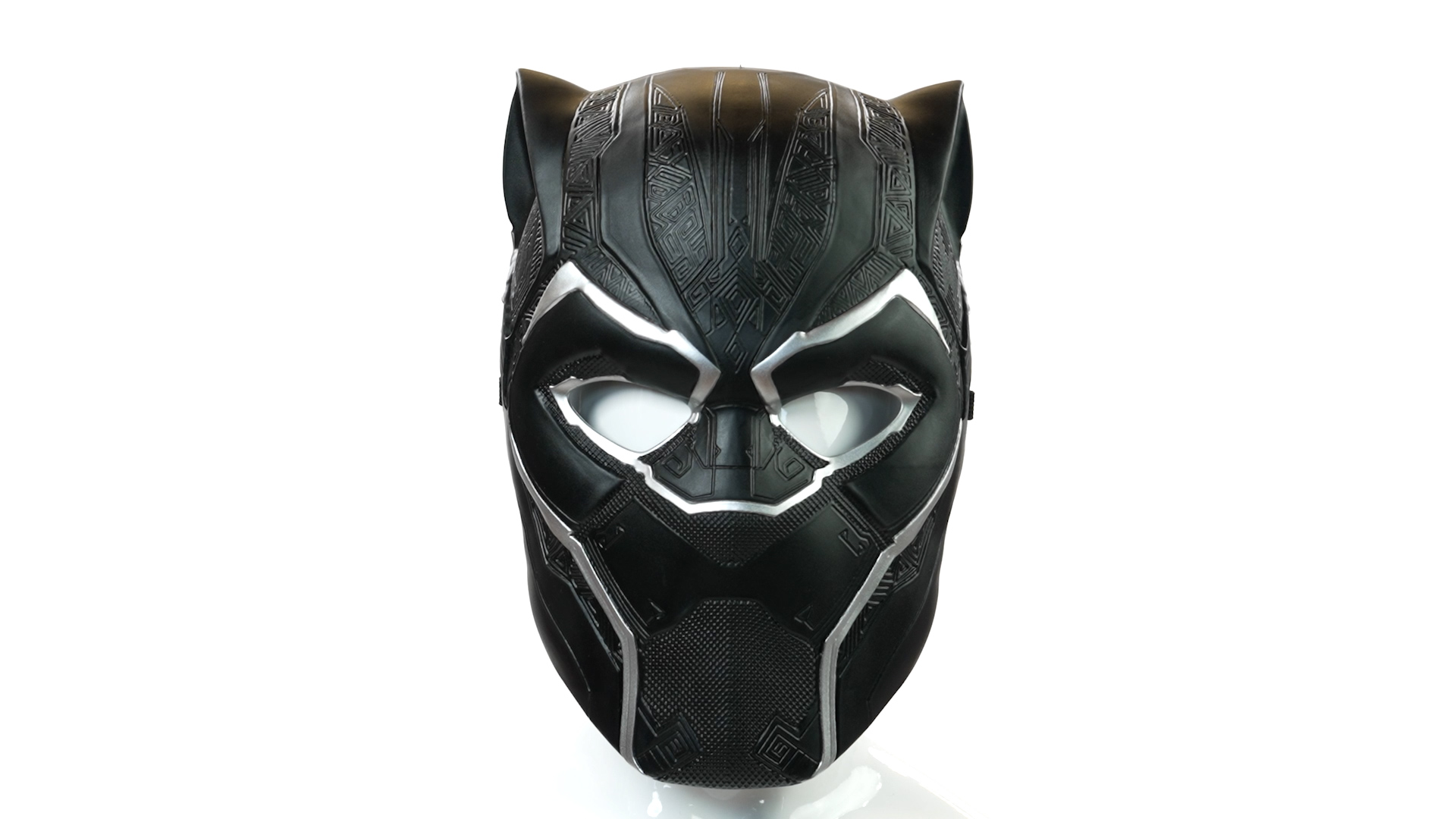JWC2860 Black Panther Adult Mask Closeup Feature
